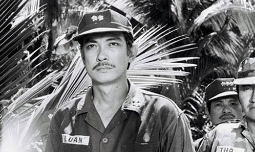 Tên tuổi Chánh Tín nổi đình đám gắn liền với bộ phim nổi tiếng "Ván bài lật ngửa".