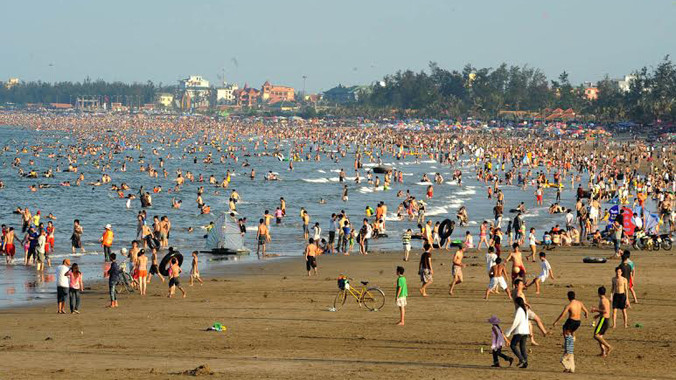 Cửa Lò tấp nập chuẩn bị khai trương du lịch Hè 2016.