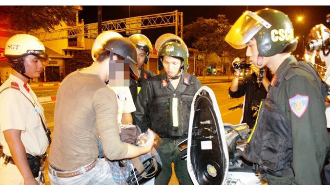 Tội phạm tại TPHCM đã được kéo giảm 15% trong quý I năm 2016 sau khi TPHCM triển khai một loạt các giải pháp phòng chống tội phạm. Ảnh Việt Văn.