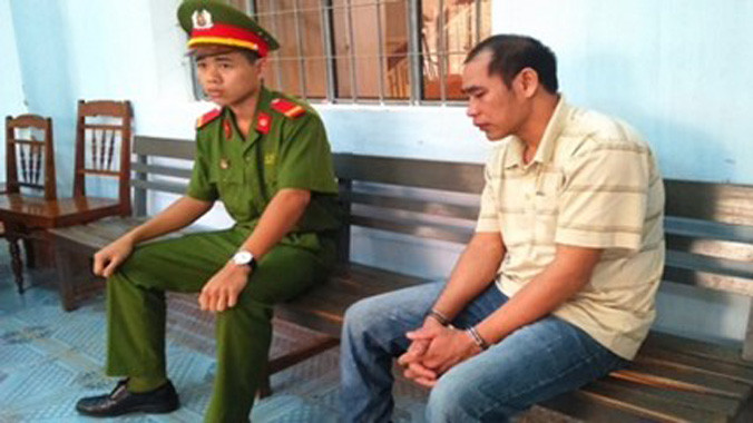 Bị cáo Y Hem Niê tại tòa.