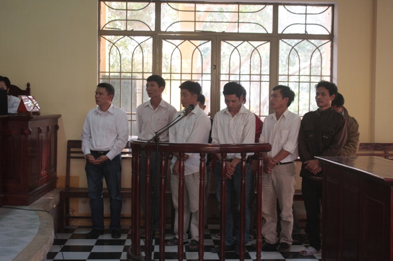 Các bị cáo tại phiên tòa.