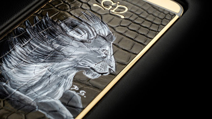 Golden Dream vừa tung ra bộ sưu tập những mẫu iPhone 6 và 6 Plus đã được thiết kế lại với nhiều chất liệu cao cấp và đắt tiền. 