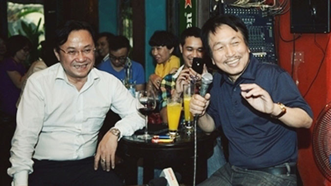 Nhà thơ Hồng Thanh Quang và nhạc sĩ Phú Quang.