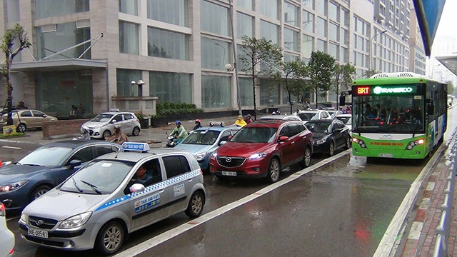 Hiện nay, trung mình mỗi ngày có 15.000 người đi xe buýt nhanh