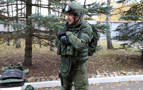 Phiên bản Ratnik rút gọn cho lính công binh Nga. Ảnh: Vitaly V. Kuzmin.