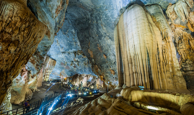 Vẻ đẹp hiếm có của động Thiên Đường.