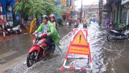 Yêu cầu dừng nào vét, thi công duy tu thoát nước dịp 30/4