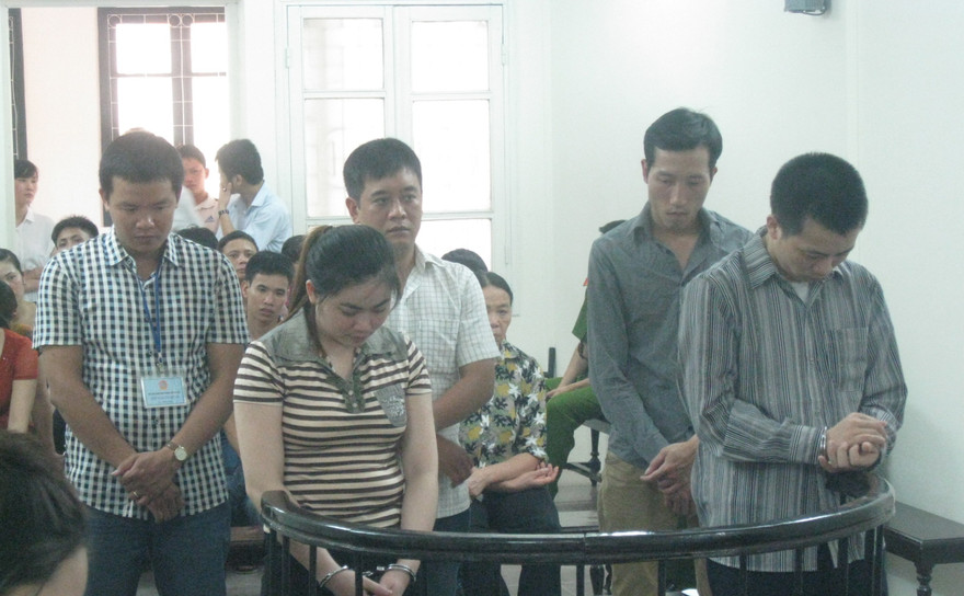 Nhóm “hiệp đồng” kinh doanh mại dâm trong phiên xử ngày 16/6