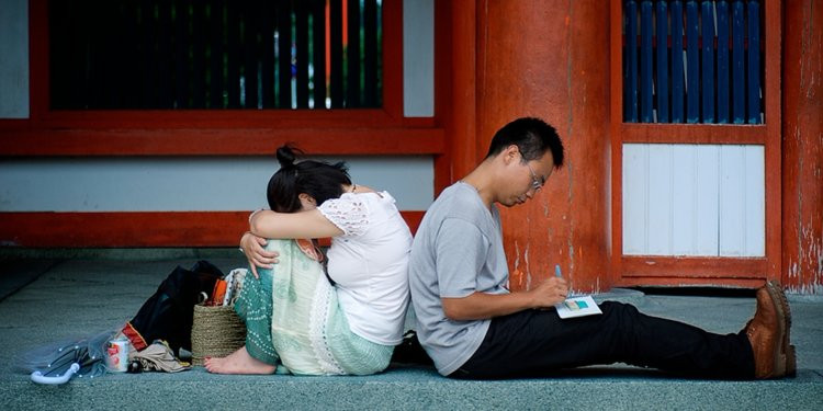 Người trẻ Singapore sống như 'ẩn sĩ', nhiều năm không bước ra khỏi nhà