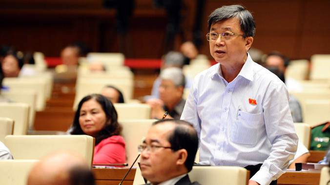 Đại biểu Trương Trọng Nghĩa phát biểu tại hội trường Quốc hội. Ảnh: Như Ý