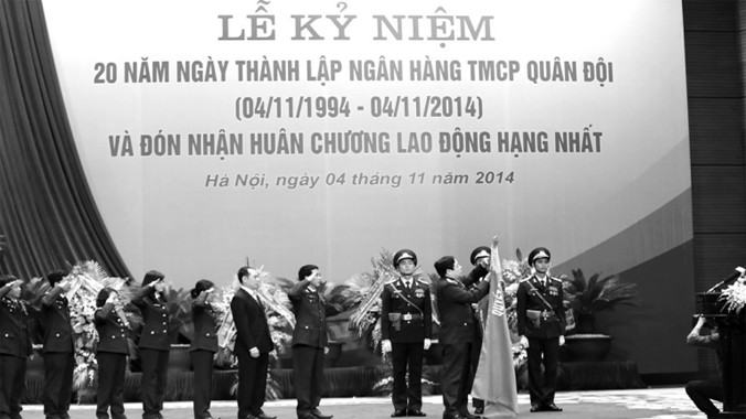 MB đón nhận Huân chương Lao động Hạng Nhất