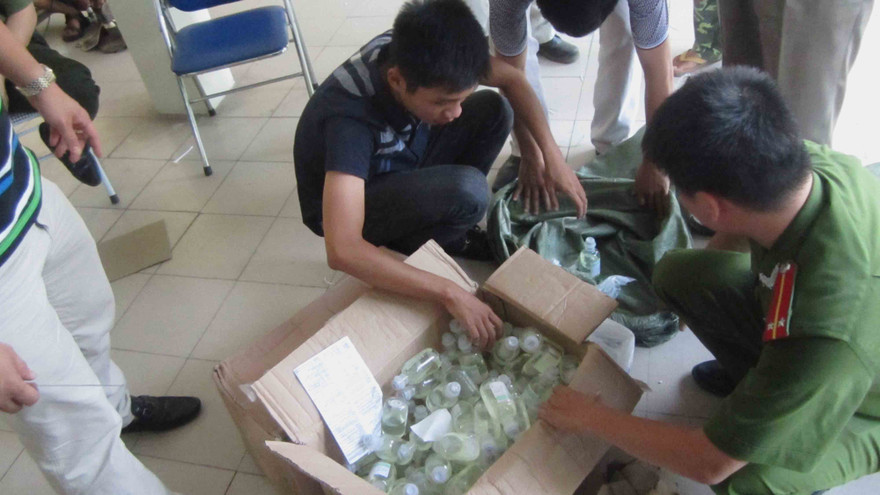 Lô hàng được kiểm tra xác minh tại Phòng cảnh sát Môi trường.