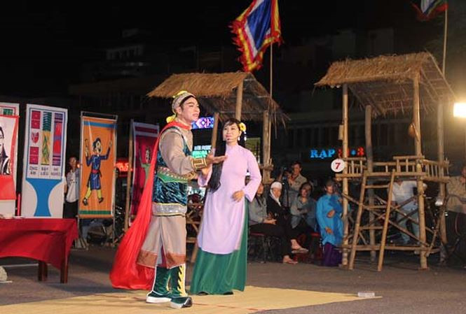 Nghệ thuật bài chòi Trung Bộ VIệt Nam chính thức trở thành Di sản văn hoá phi vậy thể đại diện nhân loại