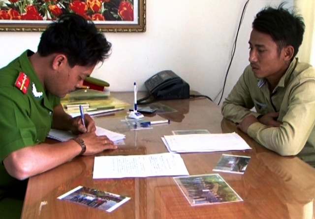 Đối tượng Sáng tại cơ quan công an.