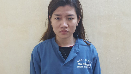 Hà Yến Nhi tại cơ quan công an