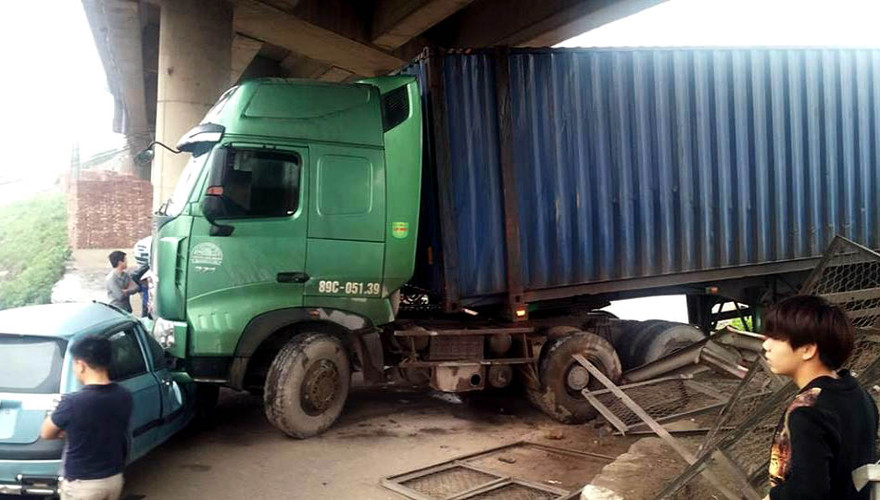 Hiện trường vụ tai nạn. Ảnh: Otofun.