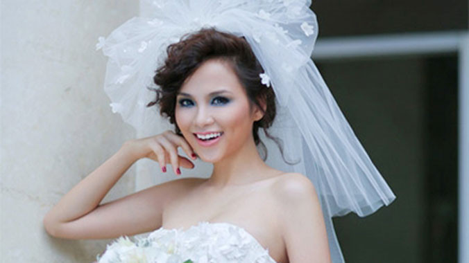 Diễm Hương: Bị chồng cưỡng ép lấy?