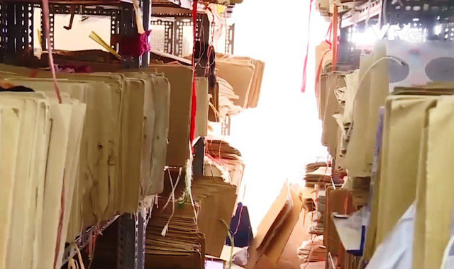 Hàng chục nghìn sổ đỏ vẫn nằm trên kệ nhiều năm nay.