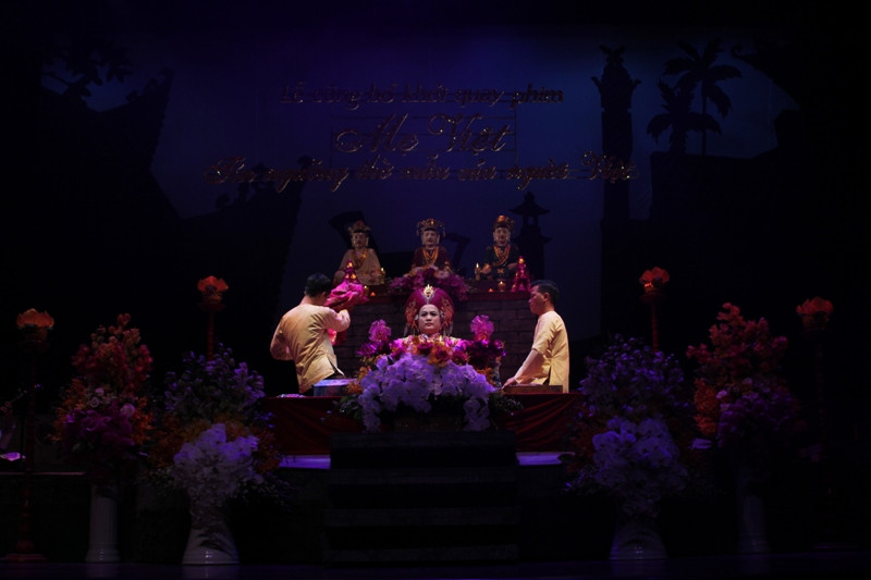 Diễn xướng thực thành tín ngưỡng thờ Mẫu tại Nhà hát Chèo Việt Nam