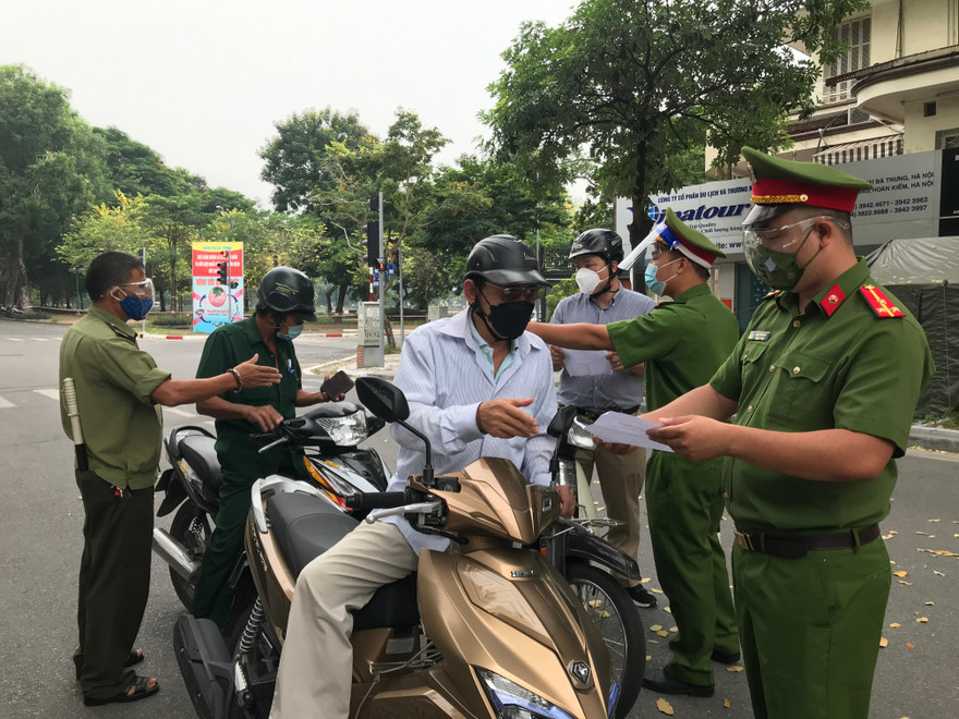 Thường vụ Thành uỷ Hà Nội thống nhất giãn cách xã hội đến 6/9