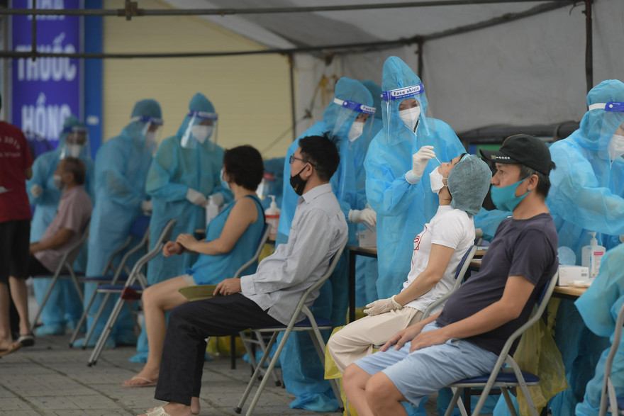 Hà Nội xây dựng kịch bản ứng phó với 3.000 ca mắc COVID-19 một ngày