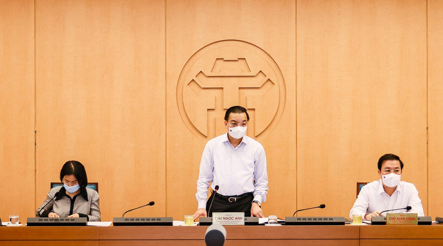 Chủ tịch UBND thành phố Hà Nội Chu Ngọc Anh phát biểu kết luận cuộc họp