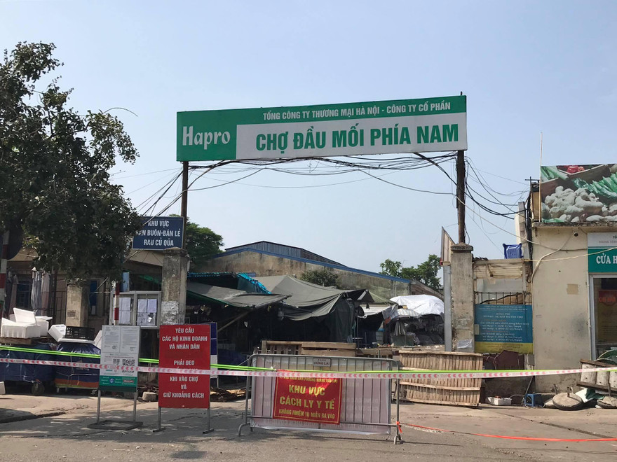 Truy vết ca dương tính, Hà Nội tìm người mua trứng tại chợ đầu mối Đền Lừ