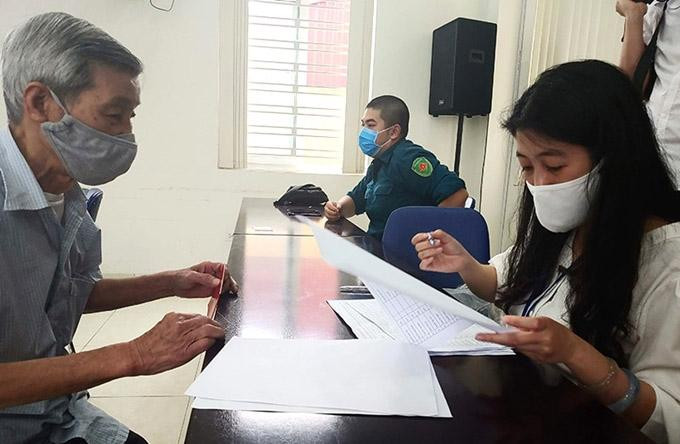 Hà Nội: Lao động tự do được hỗ trợ không phải xin xác nhận ở quê