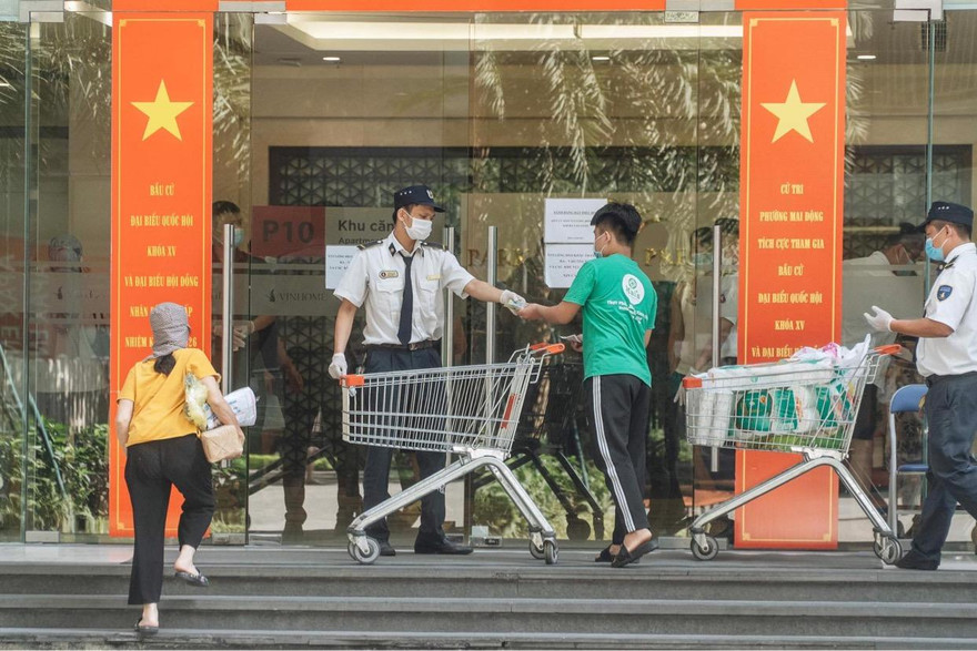 Hà Nội: Kết quả xét nghiệm người ở cùng tầng với ca COVID-19 tại Times City