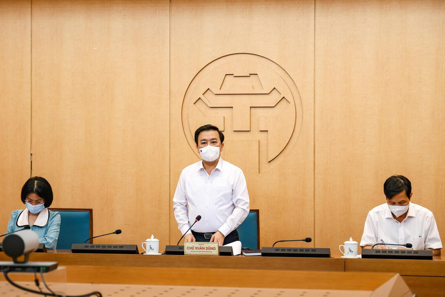 Phó Chủ tịch UBND thành phố Hà Nội Chử Xuân Dũng kết luận cuộc họp