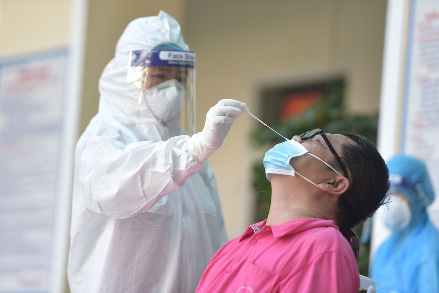 Hà Nội có thêm 5 ca dương tính SARS-CoV-2