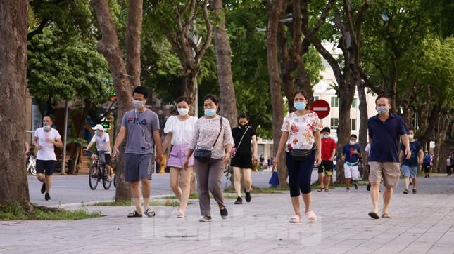 Thêm ca mắc COVID-19, Hà Nội có tiếp tục nới lỏng biện pháp chống dịch?