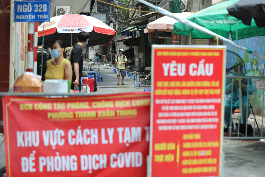 Hà Nội: Thêm 33 ca dương tính, 'ổ dịch' Thanh Xuân Trung ghi nhận 348 ca COVID-19