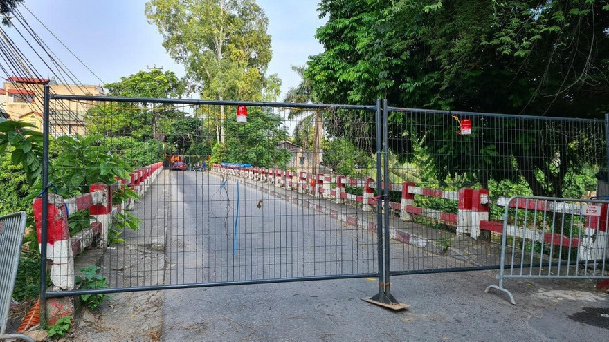 30 cầu ở Hà Nội lập chốt cứng, người dân không di chuyển qua lại