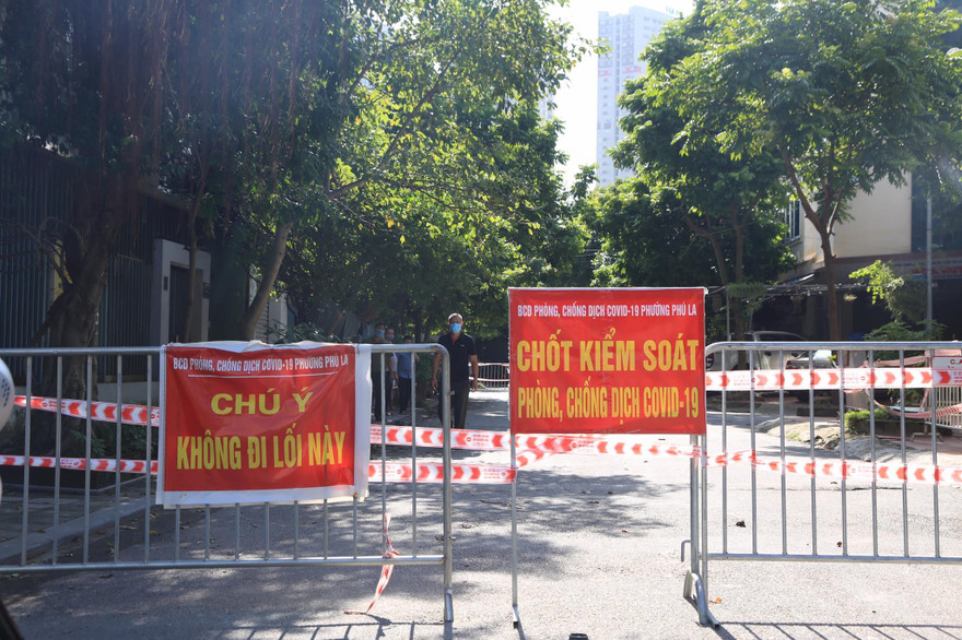 Hà Nội thêm 1.330 ca mắc COVID-19