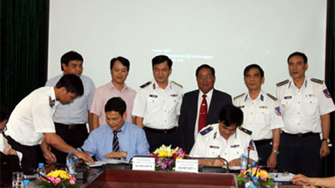 Quang cảnh lễ ký kết