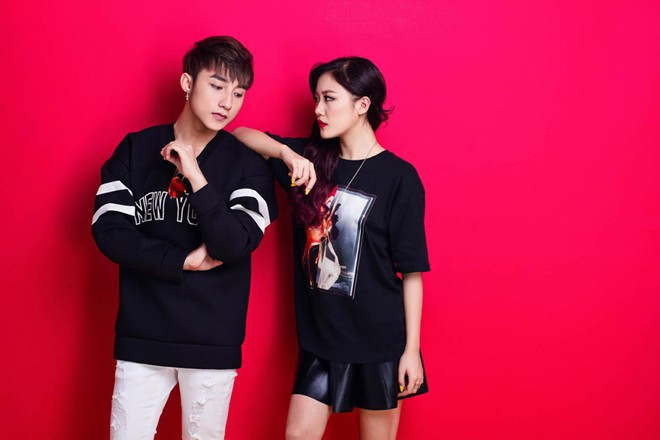 Sơn Tùng M-TP, Văn Mai Hương diện đồ đôi tình tứ