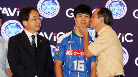 Mito Hollyhock xin gia hạn hợp đồng với Công Phượng?