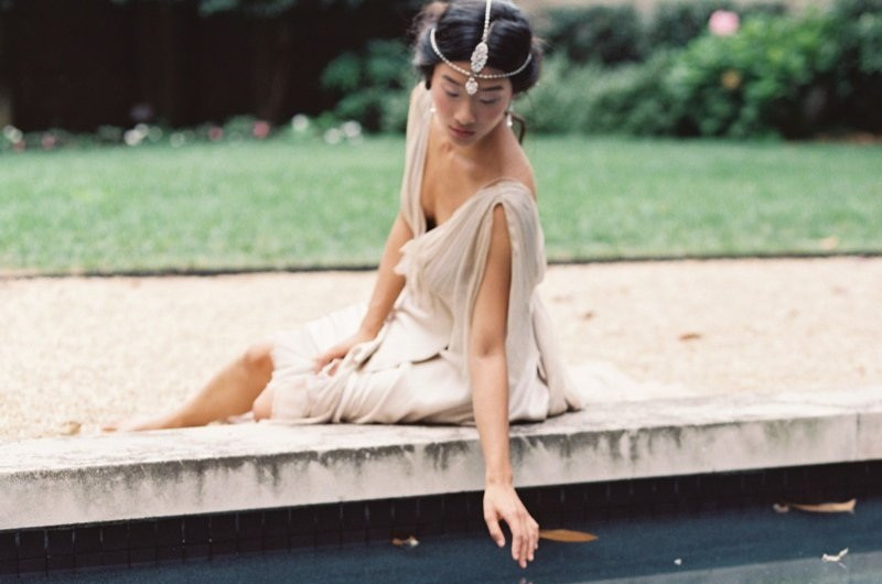 Phụ kiện vintage nhẹ nhàng nữ tính cho cô dâu 