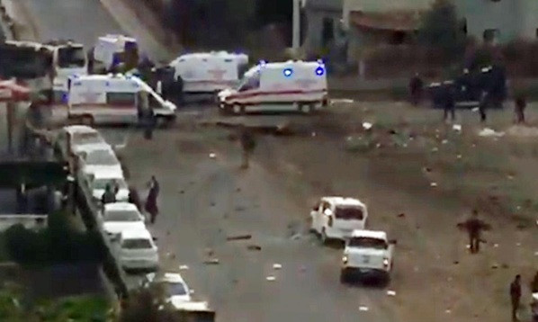 Hiện trường sau vụ nổ bom.