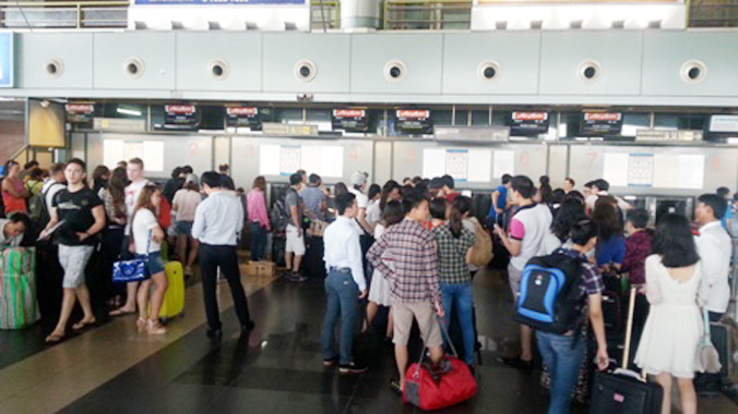 Sắp tới, hành khách khi đến sân bay sẽ được uống nước lọc miễn phí, không còn phải mua nước giá cao 