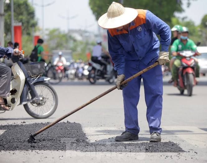 Nắng nóng đặc biệt gay gắt ở Bắc và Trung Bộ có thể kéo dài đến tháng 7