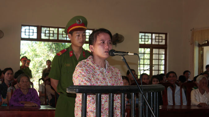 Khưu Thị Bích tại phiên tòa. Ảnh: Nguyễn Thành.