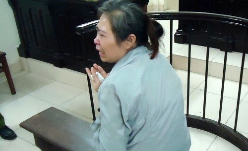 Nghi ngờ nhân tình thay lòng, đổi dạ, cơn ghen nổi lên, người cầm dao, kẻ lấy thuốc độc nhằm đoạt mạng nạn nhân.