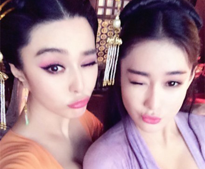 Phạm Băng Băng nhí nhảnh bên Trương Hinh Dư.