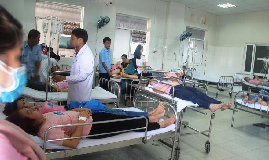 Tin mới vụ công nhân may ngất xỉu hàng loạt ở Quảng Nam