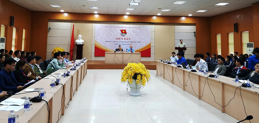 Đông đảo đoàn viên, thanh niên tham gia Diễn đàn “Phong cách cán bộ Đoàn thanh niên thời kỳ mới”.