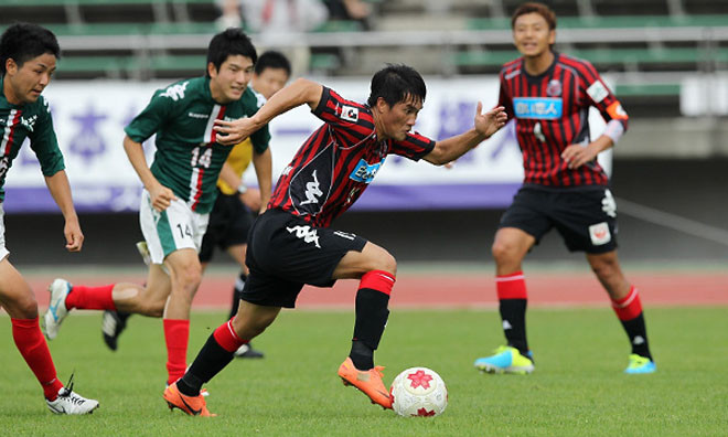 Công Vinh khi thi đấu ở Nhật.