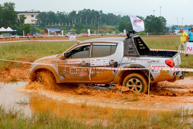 VOC 2016: Căng thẳng như trận chiến tranh ngôi “Vua bán tải”