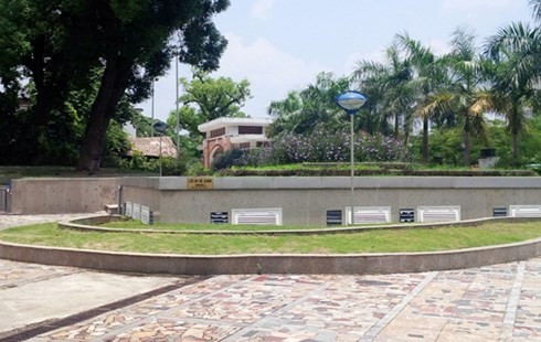 Nhà vệ sinh công cộng được đầu tư gần chục tỷ đồng.